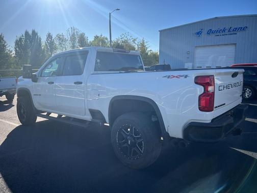 2022 Chevrolet Silverado 2500 Custom