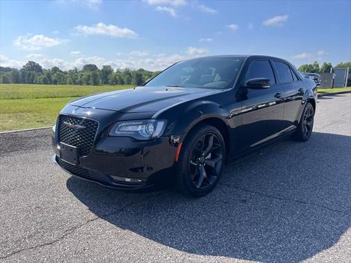 2023 Chrysler 300 S
