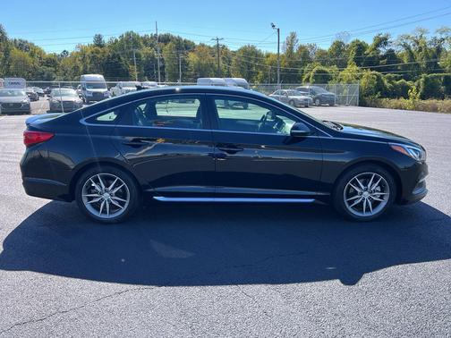 2017 Hyundai SONATA Sport 2.0T