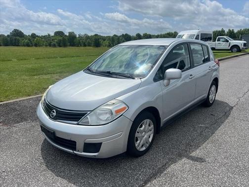 2011 Nissan Versa 1.8 S