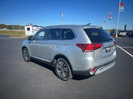 2020 Mitsubishi Outlander SEL