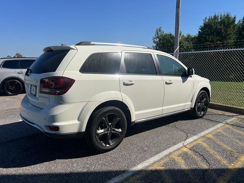 2020 Dodge Journey Crossroad
