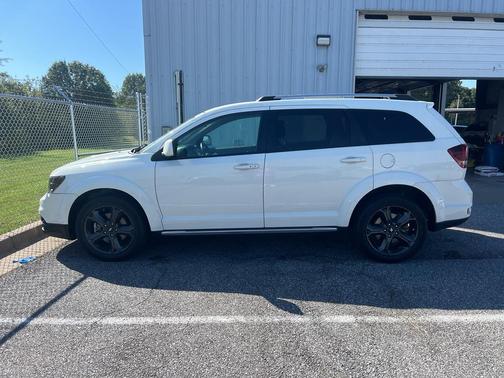 2020 Dodge Journey Crossroad