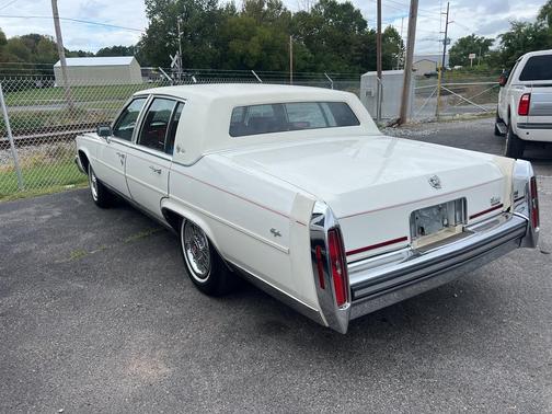 1988 Cadillac Brougham Base