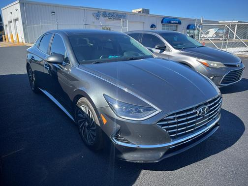 2022 Hyundai SONATA Hybrid Limited