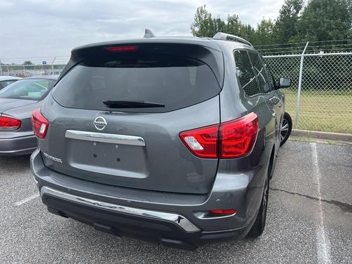 2020 Nissan Pathfinder S 2WD