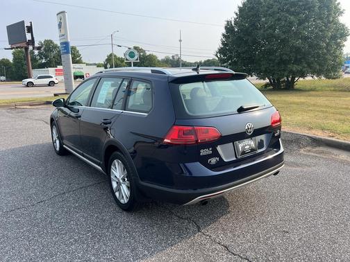 2017 Volkswagen Golf Alltrack TSI SE