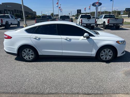 2014 Ford Fusion S