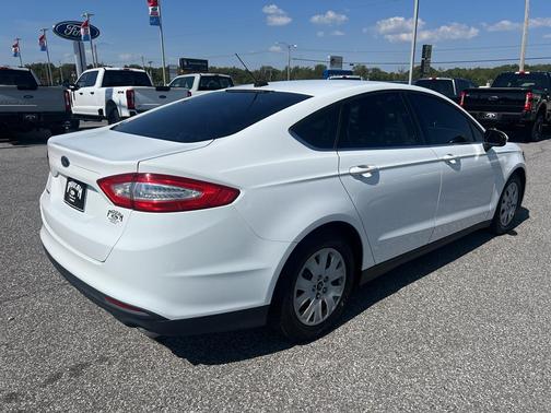 2014 Ford Fusion S