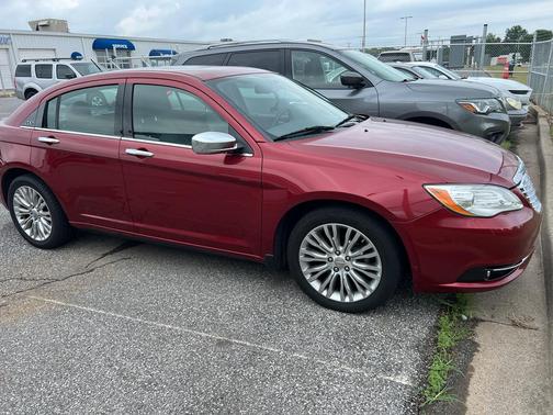 2012 Chrysler 200 Limited