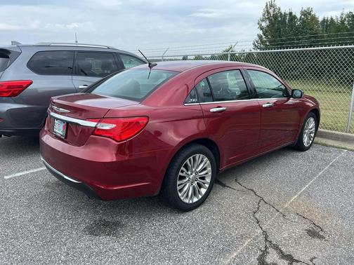 2012 Chrysler 200 Limited