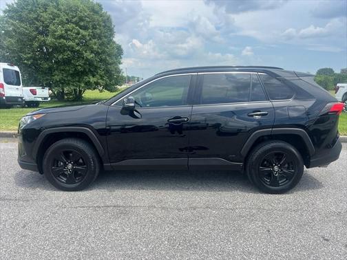2020 Toyota RAV4 Hybrid LE
