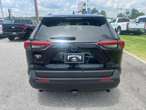 2020 Toyota RAV4 Hybrid LE