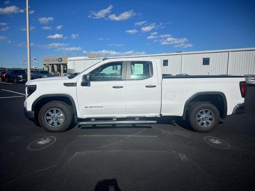 2024 GMC Sierra 1500 Pro