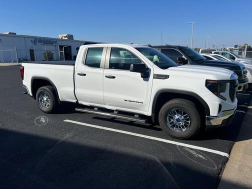 2024 GMC Sierra 1500 Pro