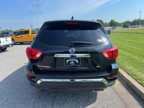 2019 Nissan Pathfinder SL