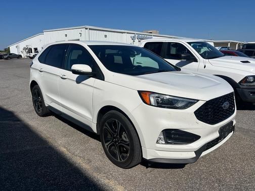 2022 Ford Edge ST