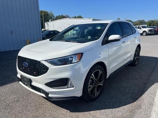 2022 Ford Edge ST