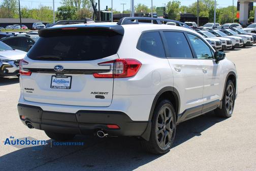 Crystal White Pearl 2026 Subaru Ascent Onyx Edition Touring 7-Passenger