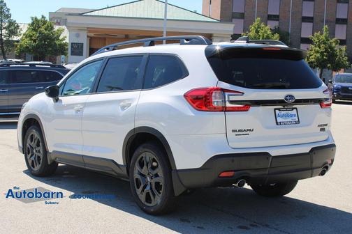Crystal White Pearl 2026 Subaru Ascent Onyx Edition Touring 7-Passenger