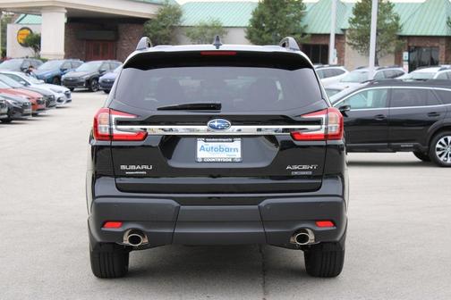 2025 Subaru Ascent Limited 8-Passenger
