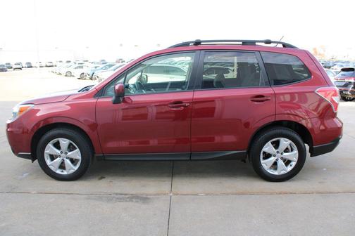 Venetian Red Pearl 2015 Subaru Forester 2.5i Premium