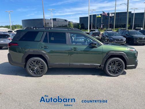 Deep Emerald Green Pearl 2026 Subaru Outback Limited XT