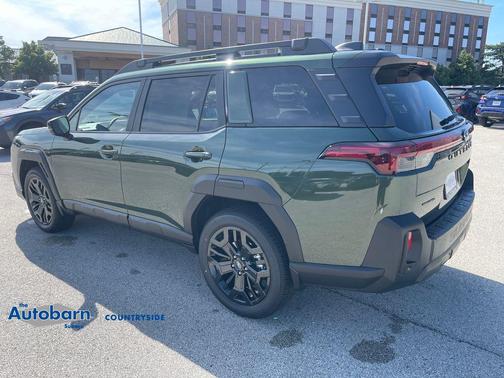 Deep Emerald Green Pearl 2026 Subaru Outback Limited XT