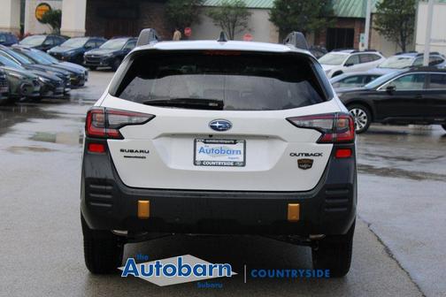 Crystal White Pearl 2025 Subaru Outback Wilderness