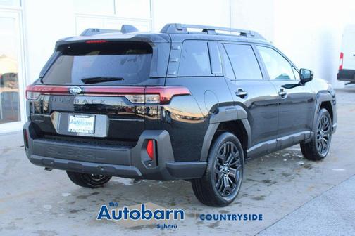 Crystal Black Silica 2026 Subaru Outback Limited XT