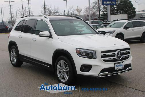 White 2023 Mercedes-Benz GLB 250 4MATIC