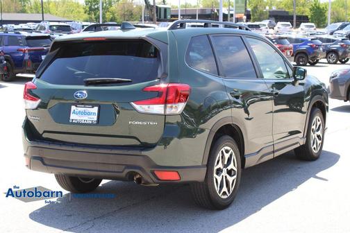 Cascade Green Silica 2023 Subaru Forester Premium