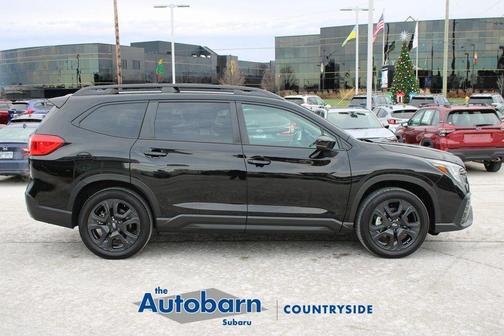 Crystal Black Silica 2025 Subaru Ascent Onyx Edition Touring 7-Passenger