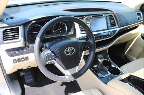 2015 Toyota Highlander Limited
