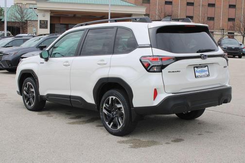 Crystal White Pearl 2026 Subaru Forester Hybrid Premium