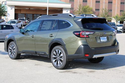 2025 Subaru Outback Touring