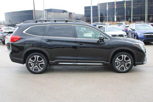2023 Subaru Ascent Limited 8-Passenger