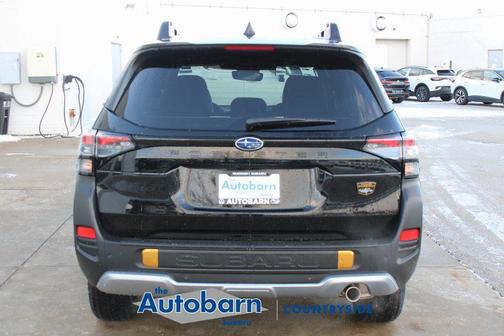 Crystal Black Silica 2026 Subaru Forester Wilderness