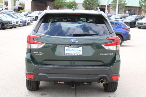 Cascade Green Silica 2022 Subaru Forester Limited