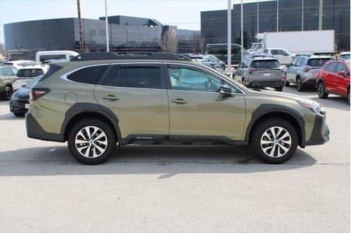 2023 Subaru Outback Premium