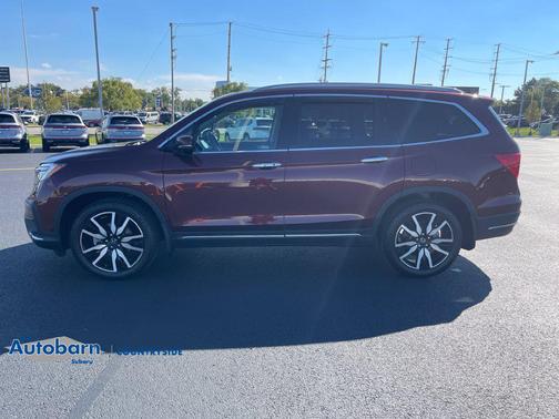 Deep Scarlet Pearl 2019 Honda Pilot Elite