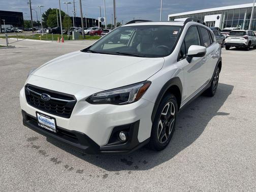 Crystal White Pearl 2019 Subaru Crosstrek 2.0i Limited