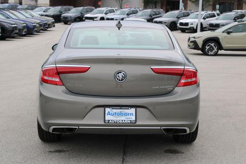 Pepperdust Metallic 2018 Buick LaCrosse Premium