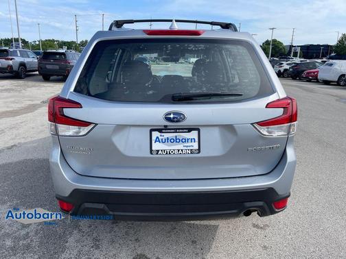 Ice Silver Metallic 2021 Subaru Forester Base