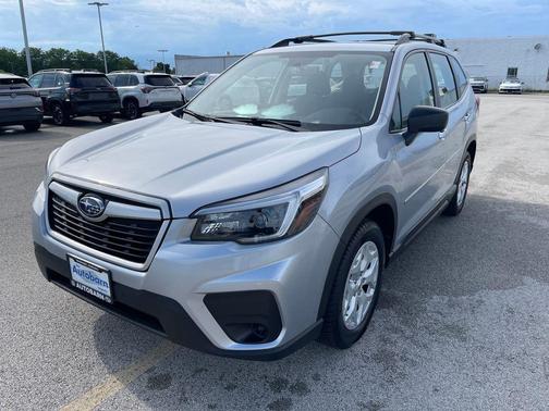 Ice Silver Metallic 2021 Subaru Forester Base