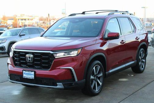 2023 Honda Pilot Touring 8-Passenger