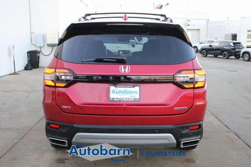 Radiant Red Metallic II 2023 Honda Pilot Touring 8-Passenger