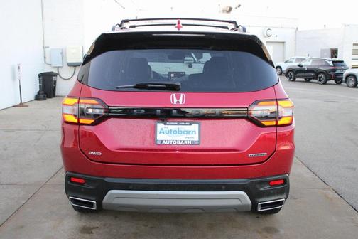 2023 Honda Pilot Touring 8-Passenger