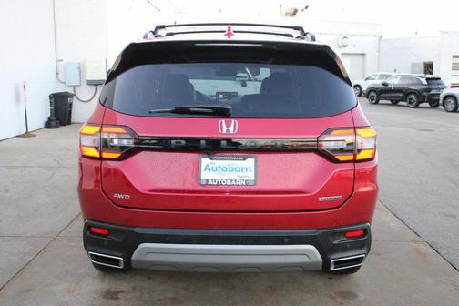 2023 Honda Pilot Touring 8-Passenger