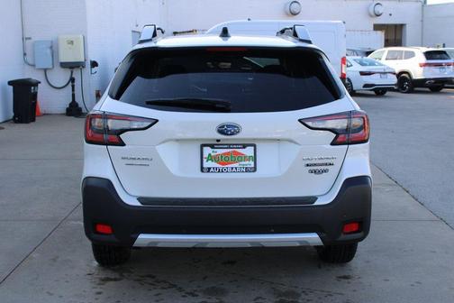 2025 Subaru Outback Touring XT